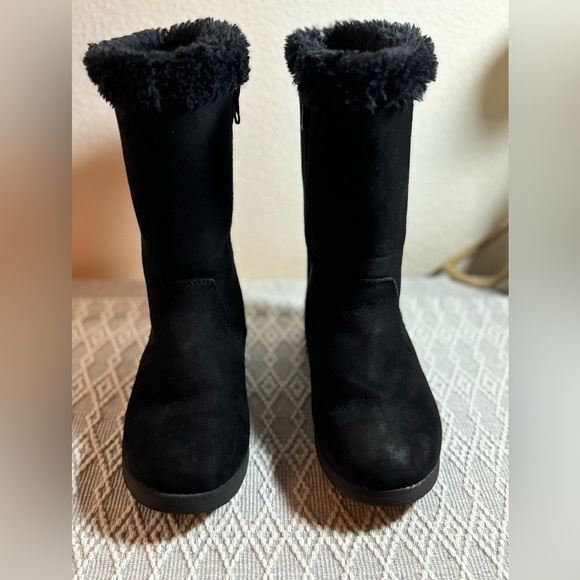Cat & Jack Other - Cat & Jack, Little Girls Size 13 Boots, Faux Fur, Black